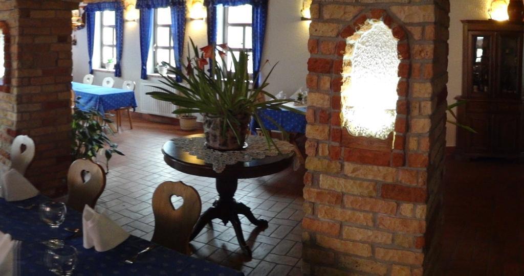 Szel Fiai Fogado Hotel Nyúl Eksteriør billede